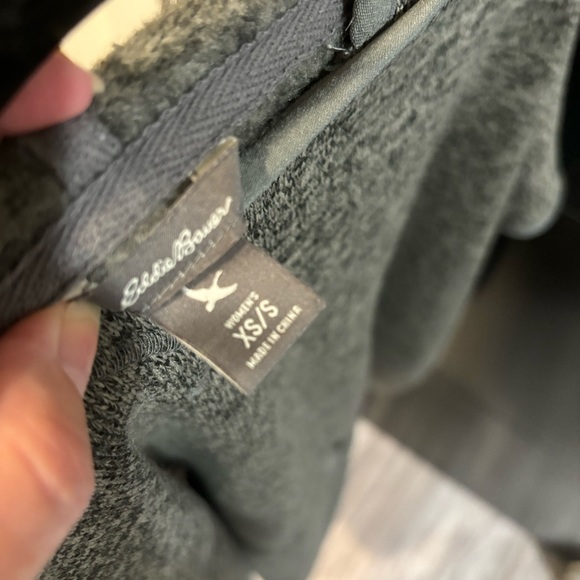 Eddie Bauer Poncho - Picture 5 of 6